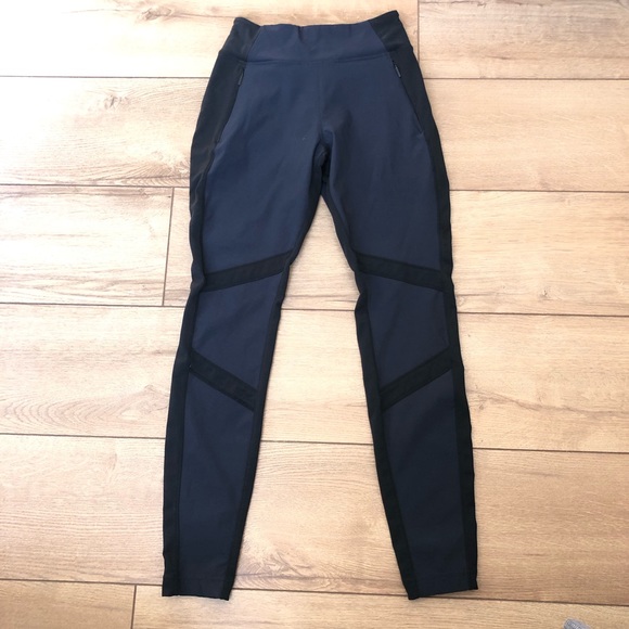 ATHLETA highline hybrid summiter tight 2 - Picture 3 of 14